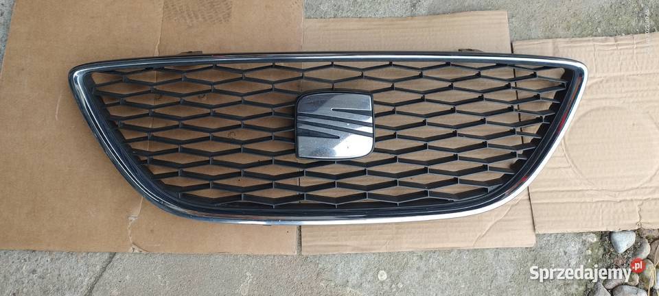 Seat Exeo lift grill atrapa chłodnicy 3R0853654A sprzedam