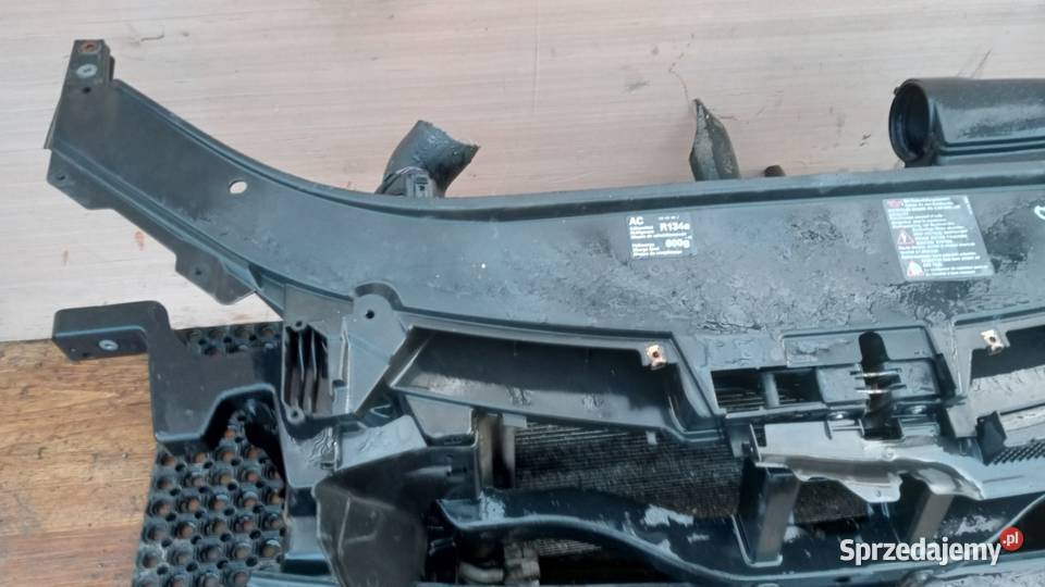 VW PASSAT B6 20 TDI PAS PRZEDNI KOMPLET BMR BMP osobowe Pasy przednie i tylne Zbierkowo