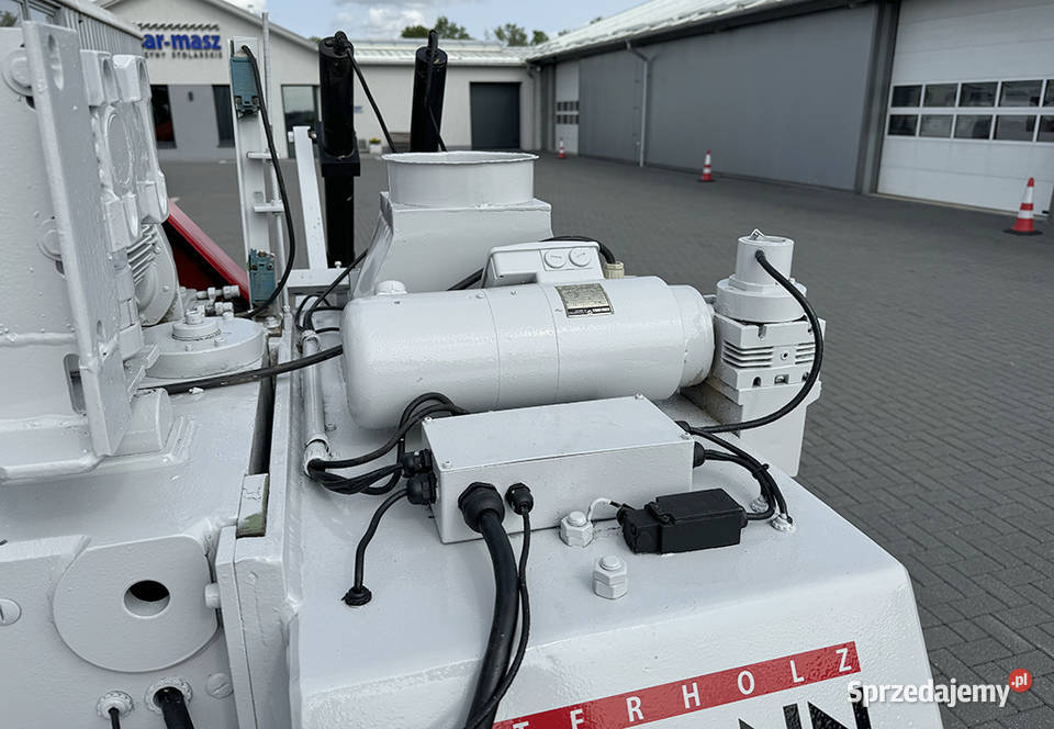 Wielopiła gąsienicowa wielotarczowa z pływającą Produkcja