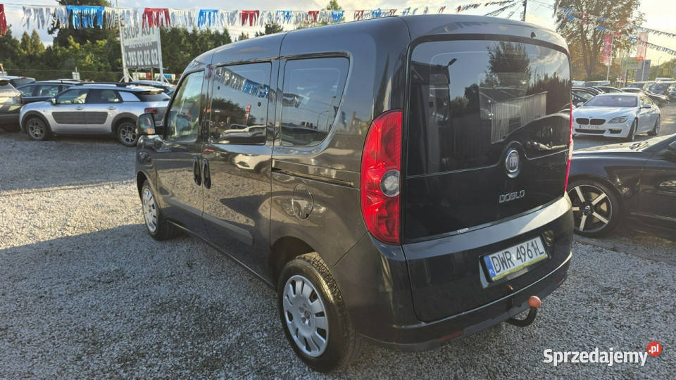 Fiat Doblo 14 BENZ 5 Os Klima Hak Pisemna Rok produkcji 2011 Świdnica