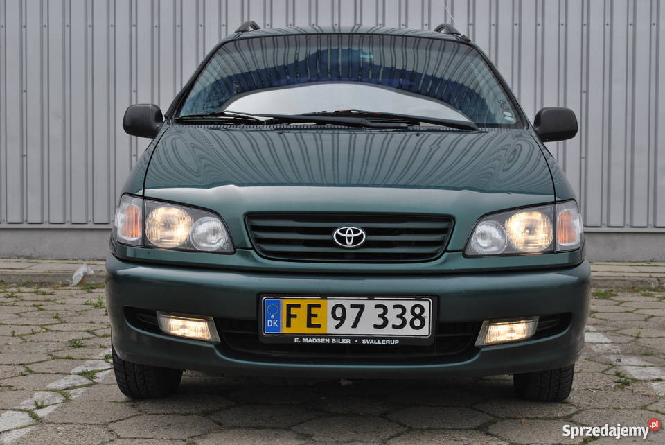 Toyota Picnic 20 benzyna 128 2 os Ciężarowy Vat1 łódzkie Łódź sprzedam