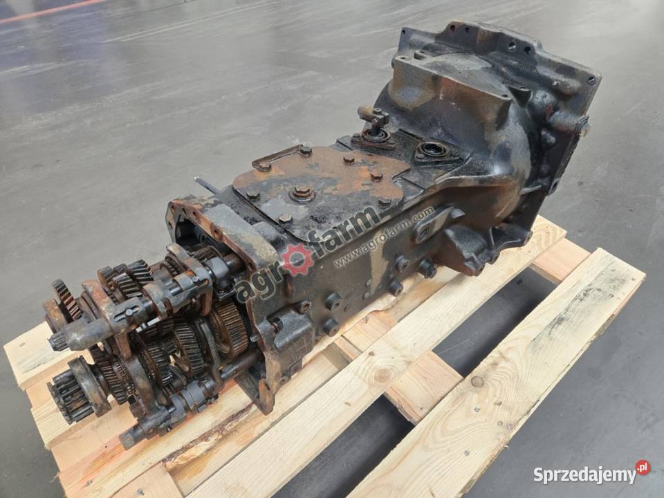 Skrzynia biegów Massey Ferguson 3330S 3425 3325 Byków