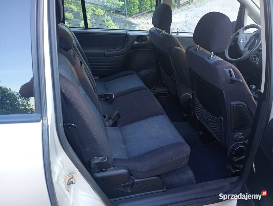Opel Zafira właściciel 2 nowości bezwypadkowy 239000km Bodzentyn