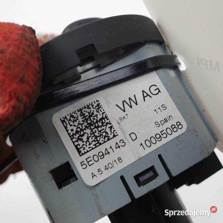 WŁĄCZNIK ŚWIATEŁ SKODA FABIA III 5E094143 osobowe Lipno