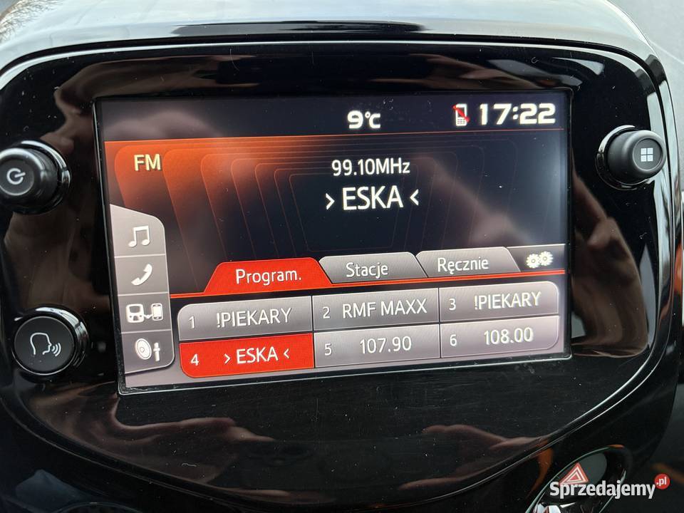 Salon BezwypKlima kamera cofaniaI właścicel Ledy gniazdo USB Libiąż