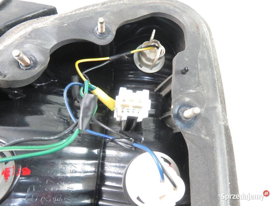 LAMPA PRAWA TYLNA HYUNDAI COUPE I osobowe Oświetlenie