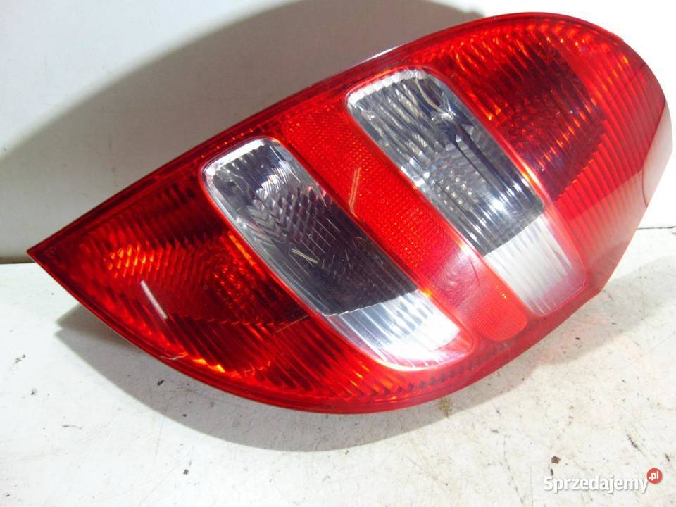 LAMPA PRAWA TYLNA TYŁ 6 PIN MERCEDES W169
