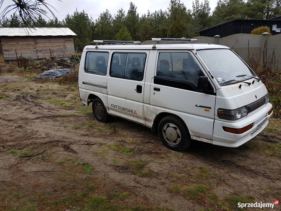 Mitsubishi l300 9 osobowy 25diesel L300 Tuchola sprzedam