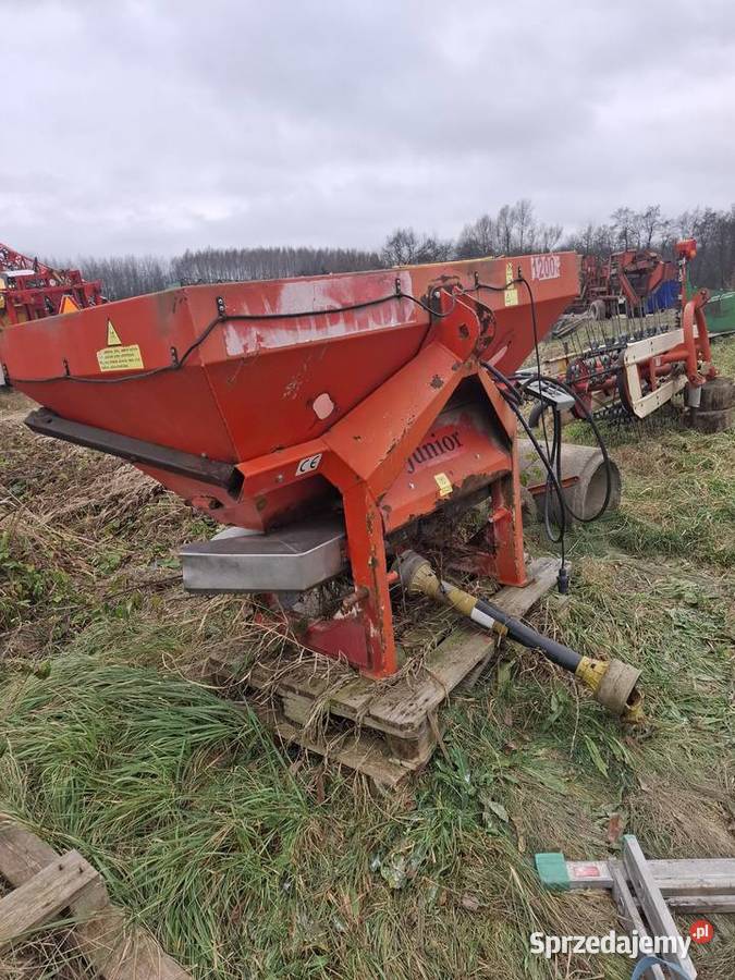 rozsiewacz nawozu woprol nieuszkodzony Świlcza