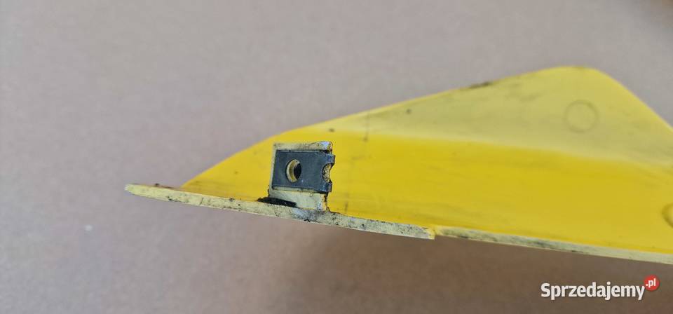 YAMAHA YZF 600 THUNDERCAT BOK BOCZEK OWIEWKA Szyby i owiewki Bieleń sprzedam