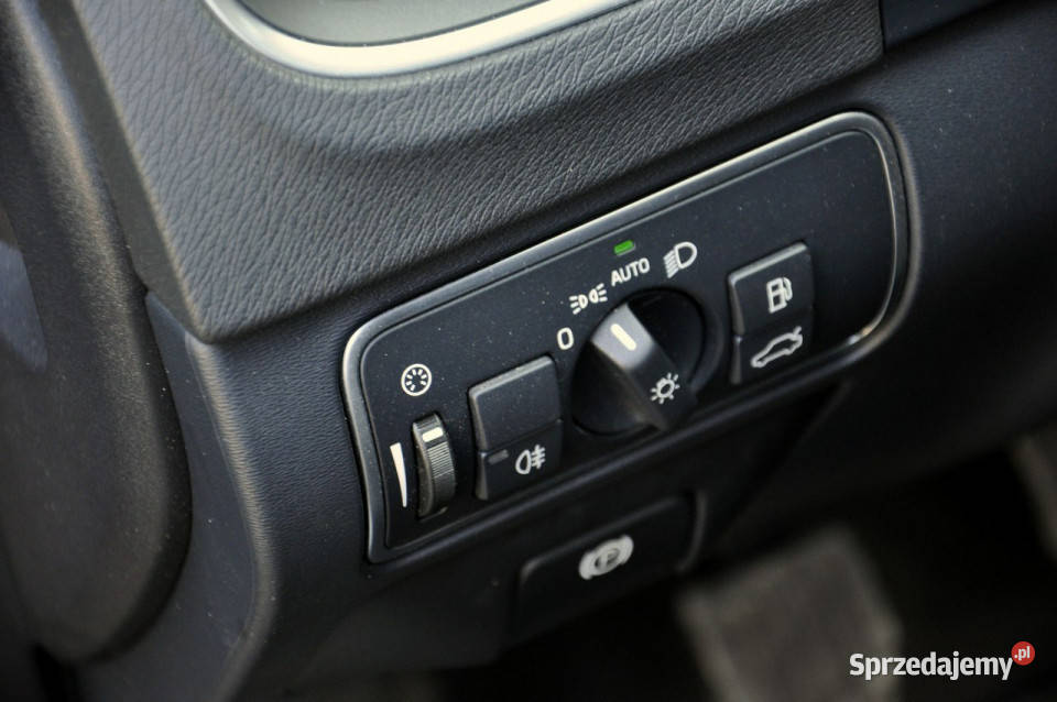 Volvo V60 20D4 181 bluetooth Węgrów