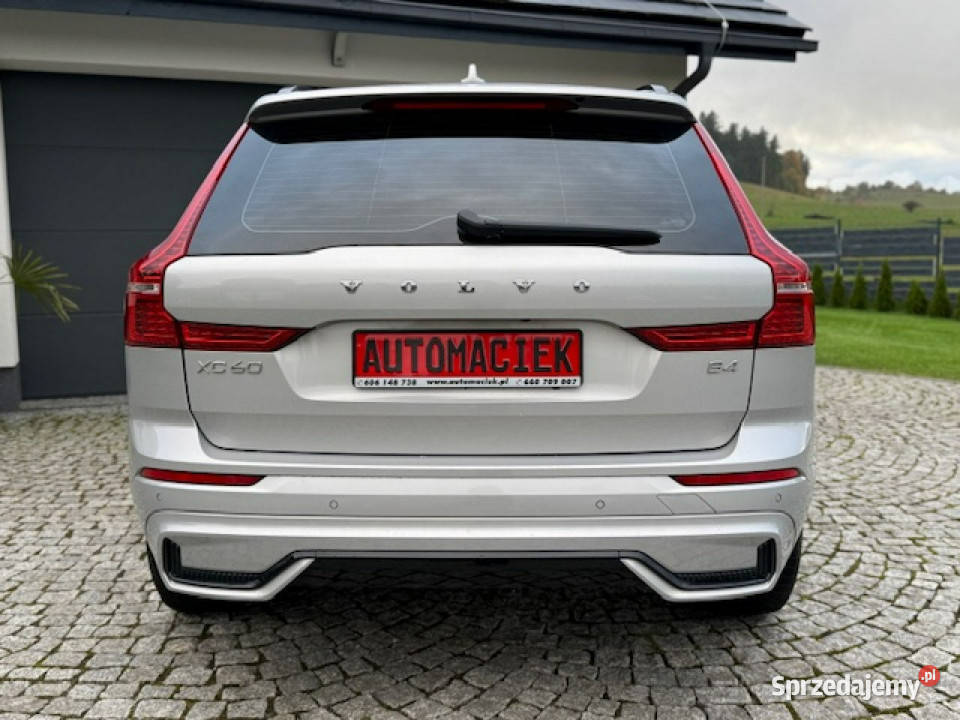 Volvo XC 60 RDESIGN BLISY MODEL 2023 SUPER KOLOR XC 60 Kamienna Góra sprzedam
