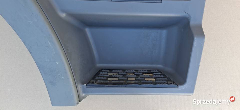 MERCEDES ACTROS MP2 MP3 STOPNICA PRAWA STOPIEŃ Nadkola Bieleń