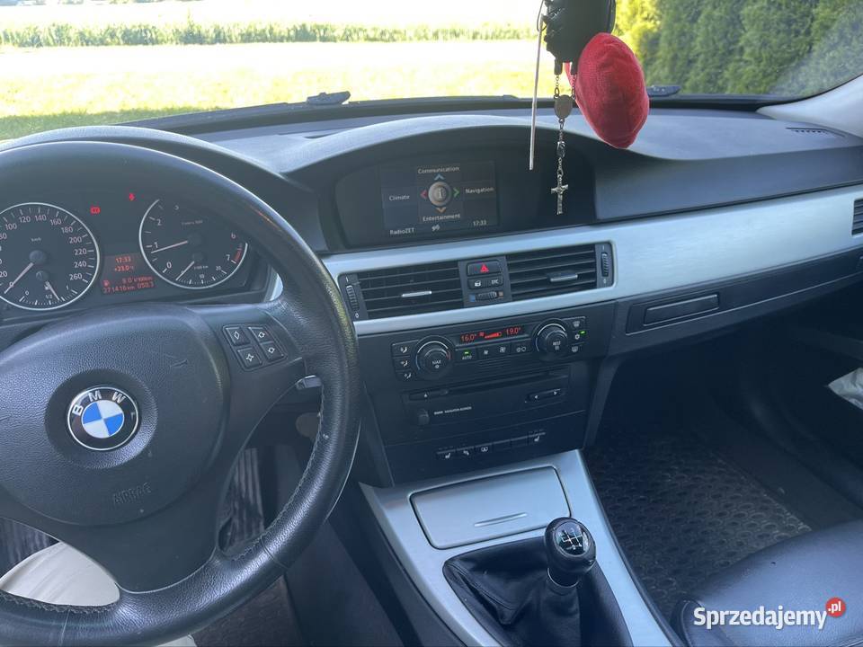 BMW e90 2005 aluminiowe felgi małopolskie Biórków Wielki