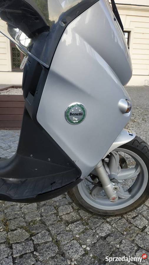Benelli Adiva 125 dach kufer BMW C1 czterosuwowy Lubartów sprzedam