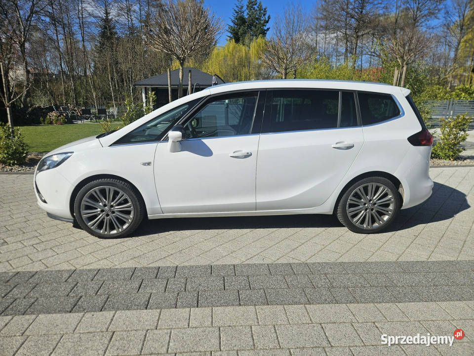 Opel Zafira 20 165 7 osobowy bagażnik na rowery 165KM