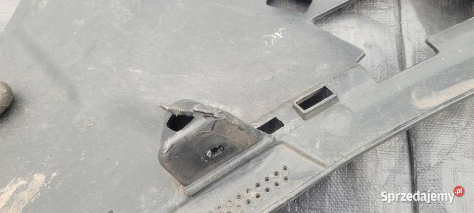 ŚLIZG ZDERZAKA PRAWY PRZÓD MERCEDES W247 AMG