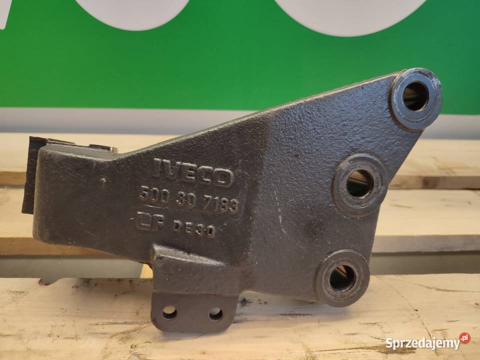 Łapa mocowanie silnika 500307183 Iveco FTP