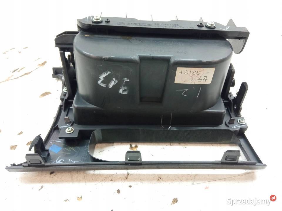 UCHWYT NA KUBEK GS1D64361 GH Mazda 6 II 20072013