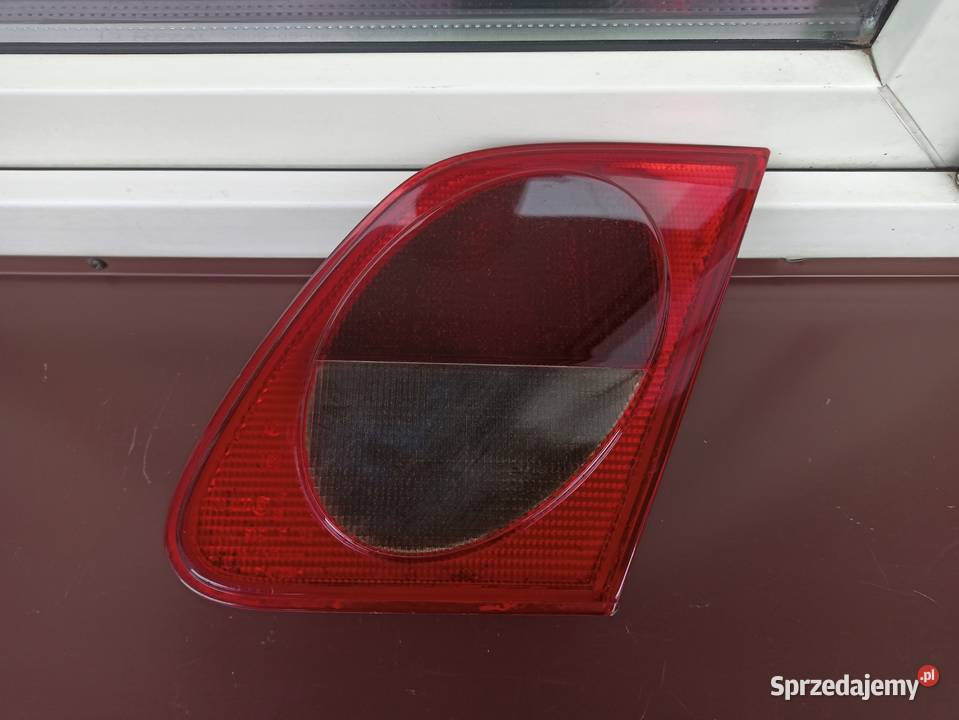 Mercedes W210 sedan lampa tył tylna w klapę osobowe Sieradz sprzedam