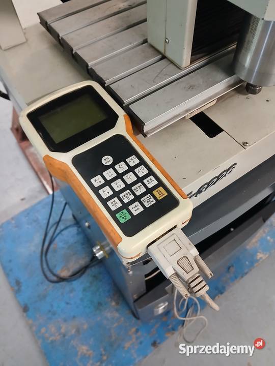Frezarka cnc grawerka żeliwna uszkodzona baza Produkcja mazowieckie Wiązowna