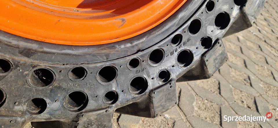 koła pełne 12165 33x1216 12r165 BOBCAT nowe Nowe Miasto Lubawskie