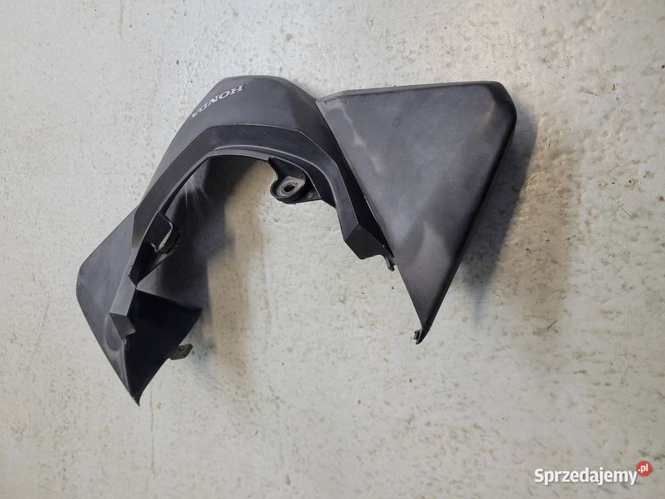 Honda VFR 1200 F osłona lampy tył plastik wielkopolskie Nowy Tomyśl