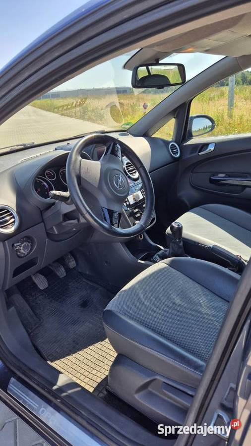 Opel Corsa D 14 16V Cosmo 2009 LPG Lusówko