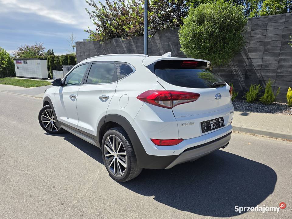 Hyundai Tucson 16T 177 benzyna 4x4 automat full czujnik parkowania Lublin sprzedam