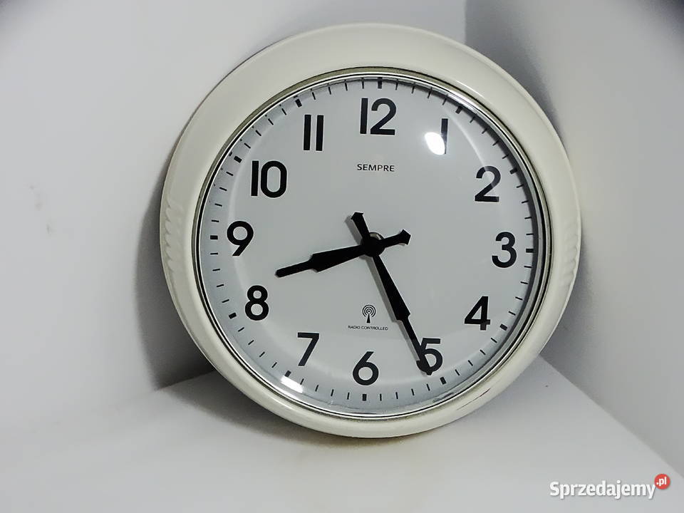 Zegar ścienny marki SEMPRE z funkcją Biłgoraj