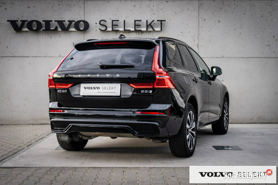 Volvo XC 60 Volvo XC60 B5 AWD Ultimate Dark FV23 system Start-Stop Łódź