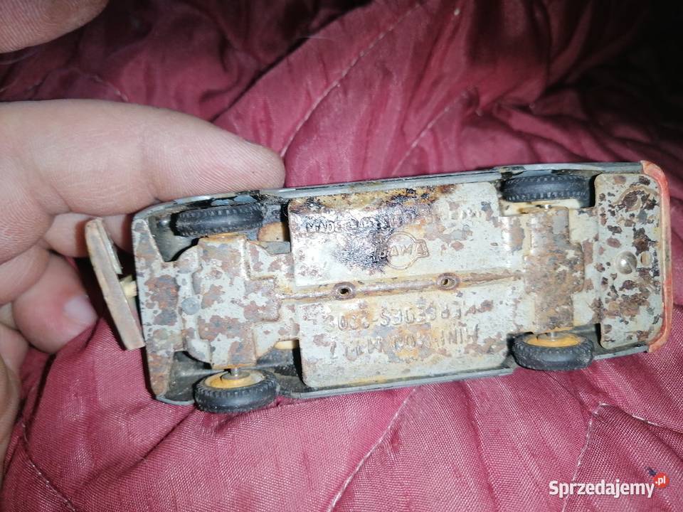 stary kolekcjonerski samochód zabawka Pozostałe dolnośląskie Legnica