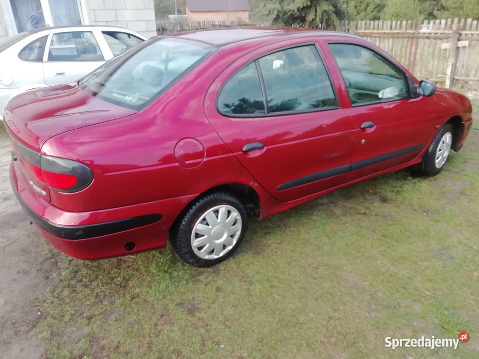Renault megane classic 14 75 1998r w pełni manualna Megane Tarnobrzeg