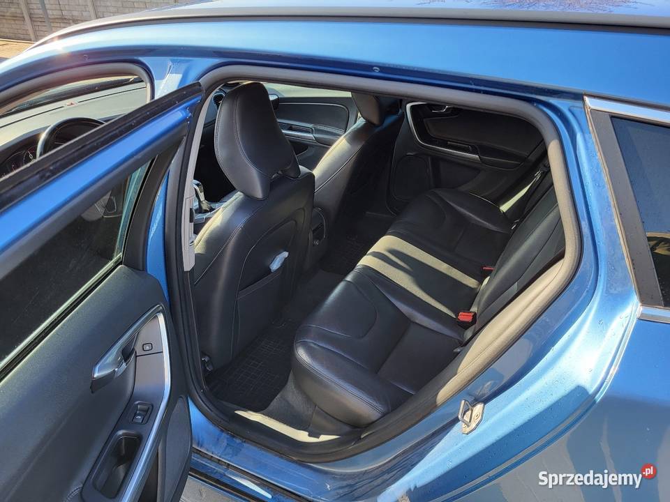 Volvo V60 D2 MOMENTUM V60 Jędrzejów