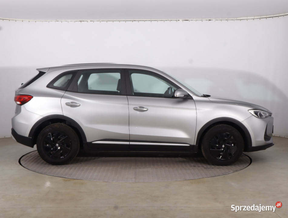 MG ZS SUV Hybrid 145KM
