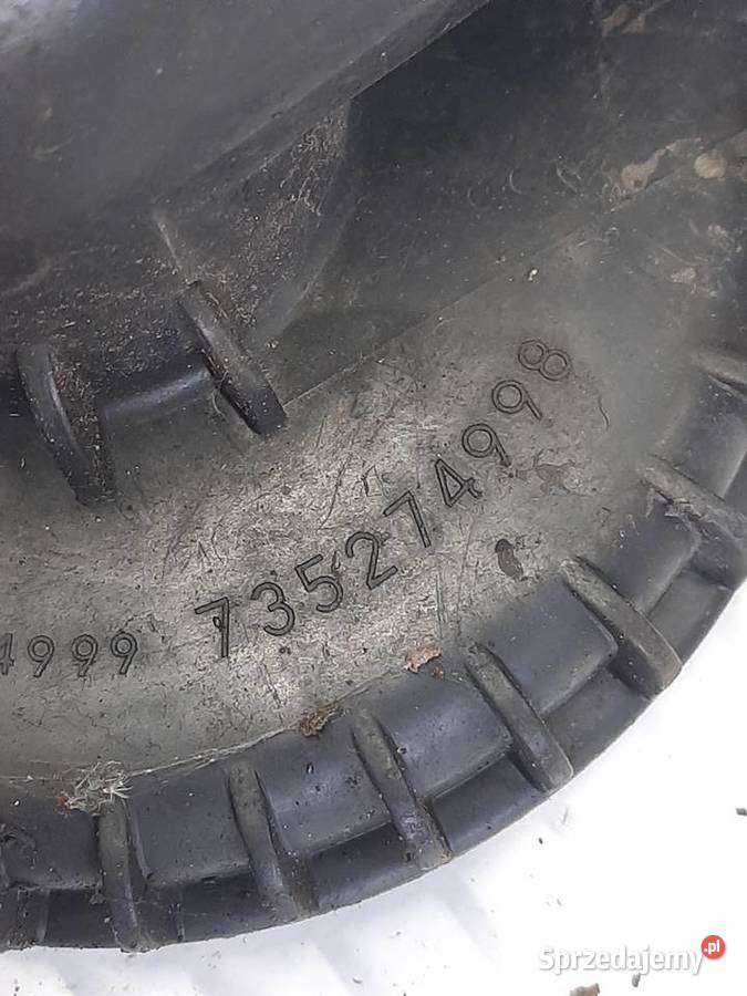 Fiat Punto II 2 19 JTD górna pokrywa obuowy Powietrza Ksawerów