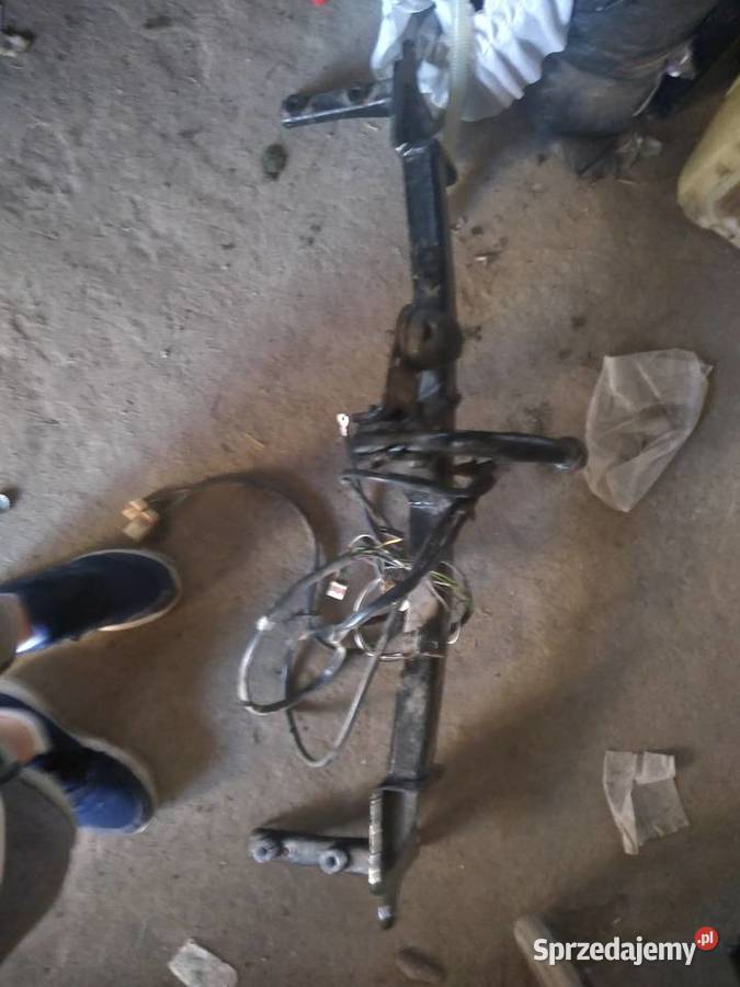 Sprzedam hak mazda Premacy 18 lpgbenzyba Dubidze