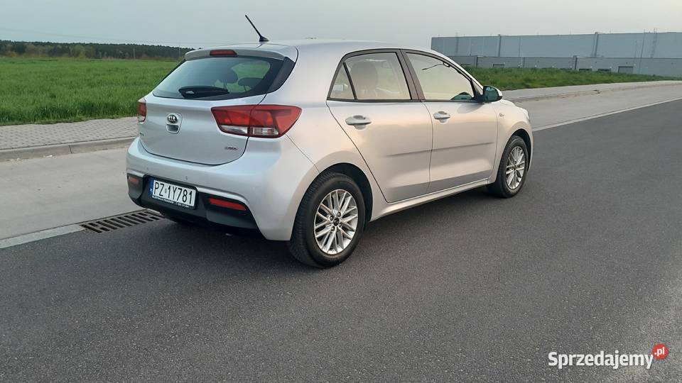 KIA RIO V czujnik parkowania