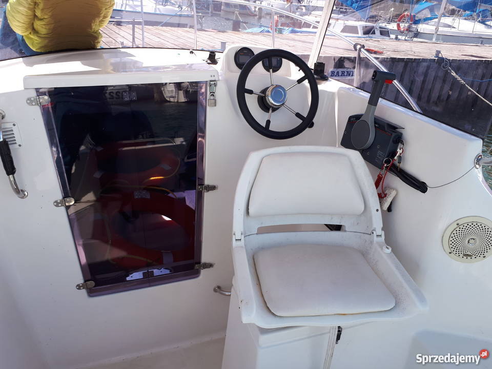 Sprzedam łódź motorową PILOT HOUSE Motoryzacja Gdańsk