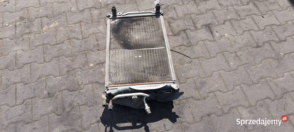 PAS PRZEDNI CHŁODNICE AUDI A6 C5 osobowe sprzedam