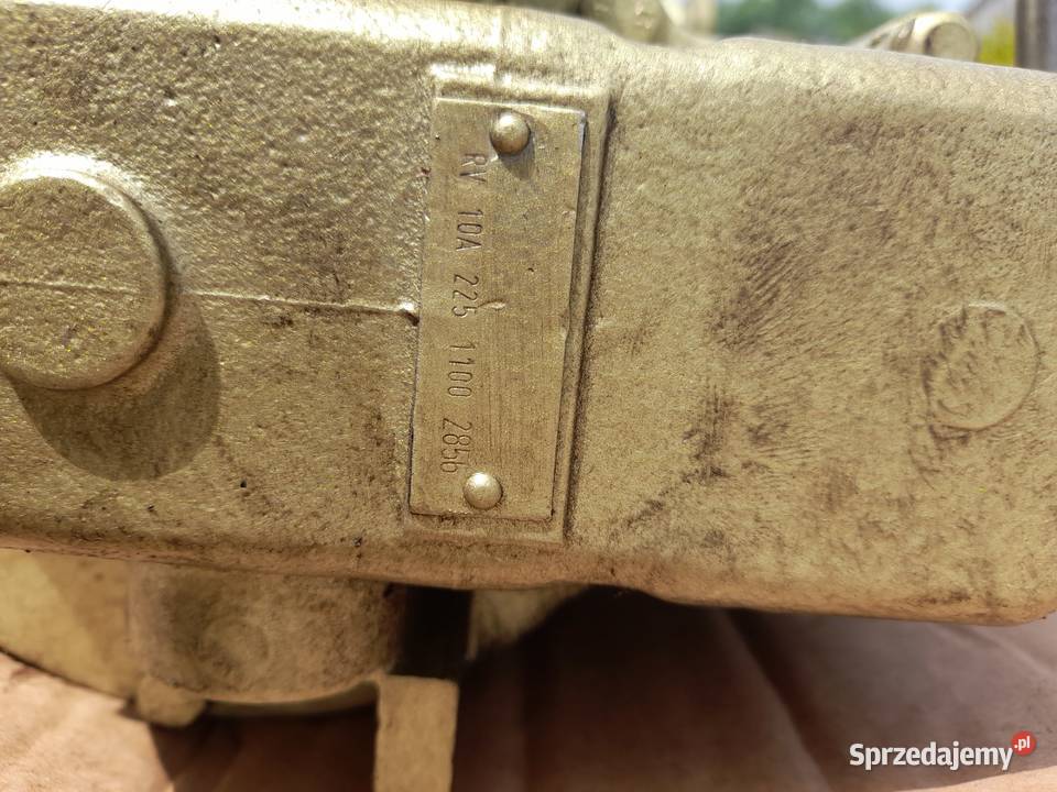 Pompa wtryskowa zetor 4 cylindry motorpal nieuszkodzony