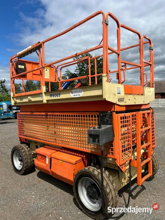 Sprzeda zwyszkę nożycową Rok produkcji 2007 Łagów