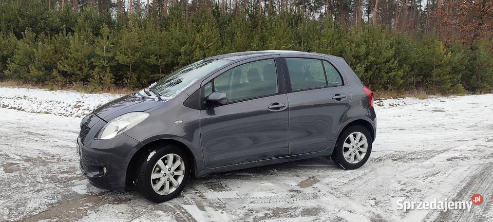 Toyota Yaris 13 benzyna klima hak czujniki benzyna Motoryzacja Lipsko