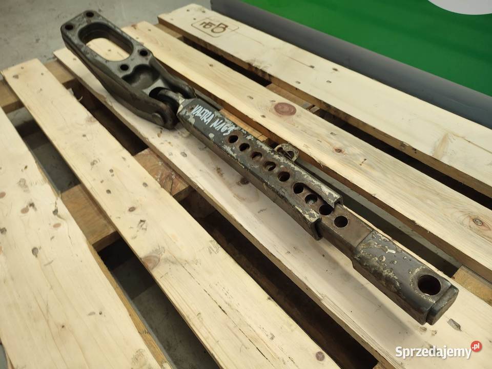 Mocowanie odciągu Valtra N 163 TB0895
