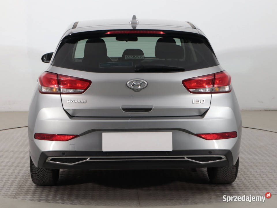 Hyundai i30 15 DPI Rok produkcji 2022 Katowice