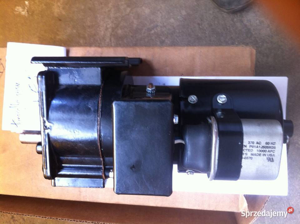 Reduktor Dayton 230V i351