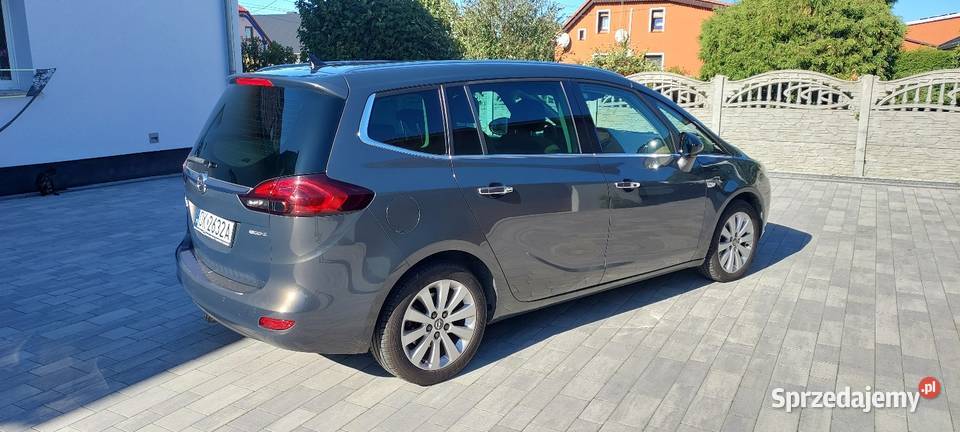 W super stanie Opel Zafira Tourer światła LED Kędzierzyn-Koźle