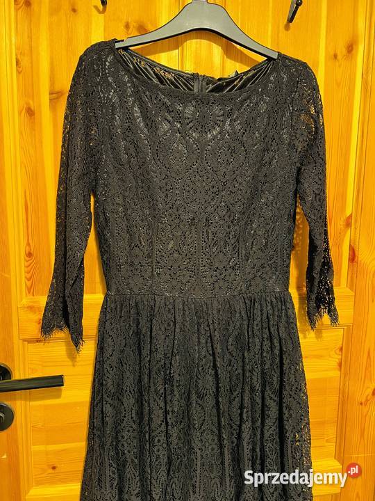 Czarna elegancka sukienka koronkowa NOWA rozmiar Reda