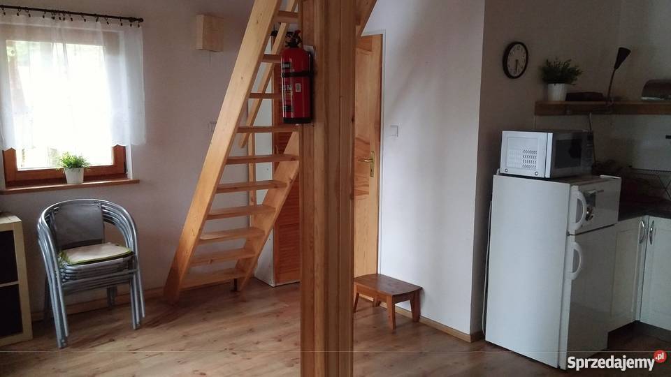 Domek letniskowy z tarasem Jeziorem Miłoszewskim