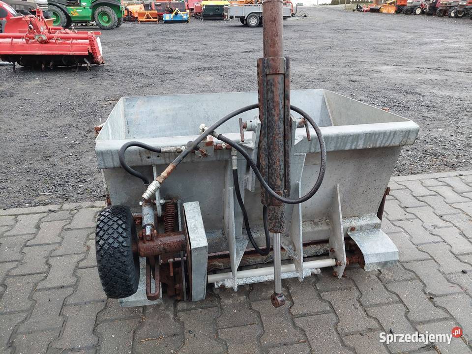 Lindstroms LS300 piaskarka posypywarka wielkopolskie Łubowo sprzedam